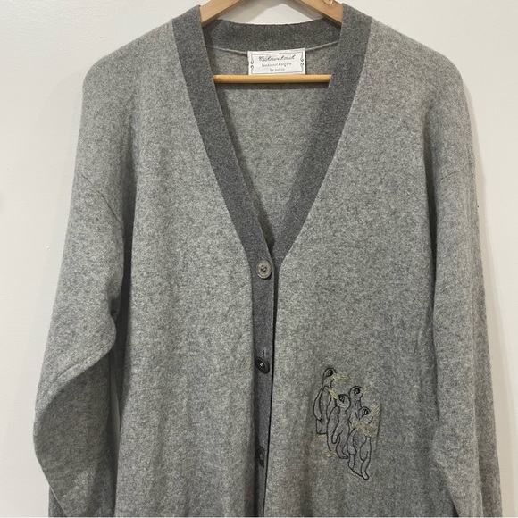 Public Cashmere Touch Lambswool Angora Gray Penguin Print Cardigan Size XL - Picture 3 of 7